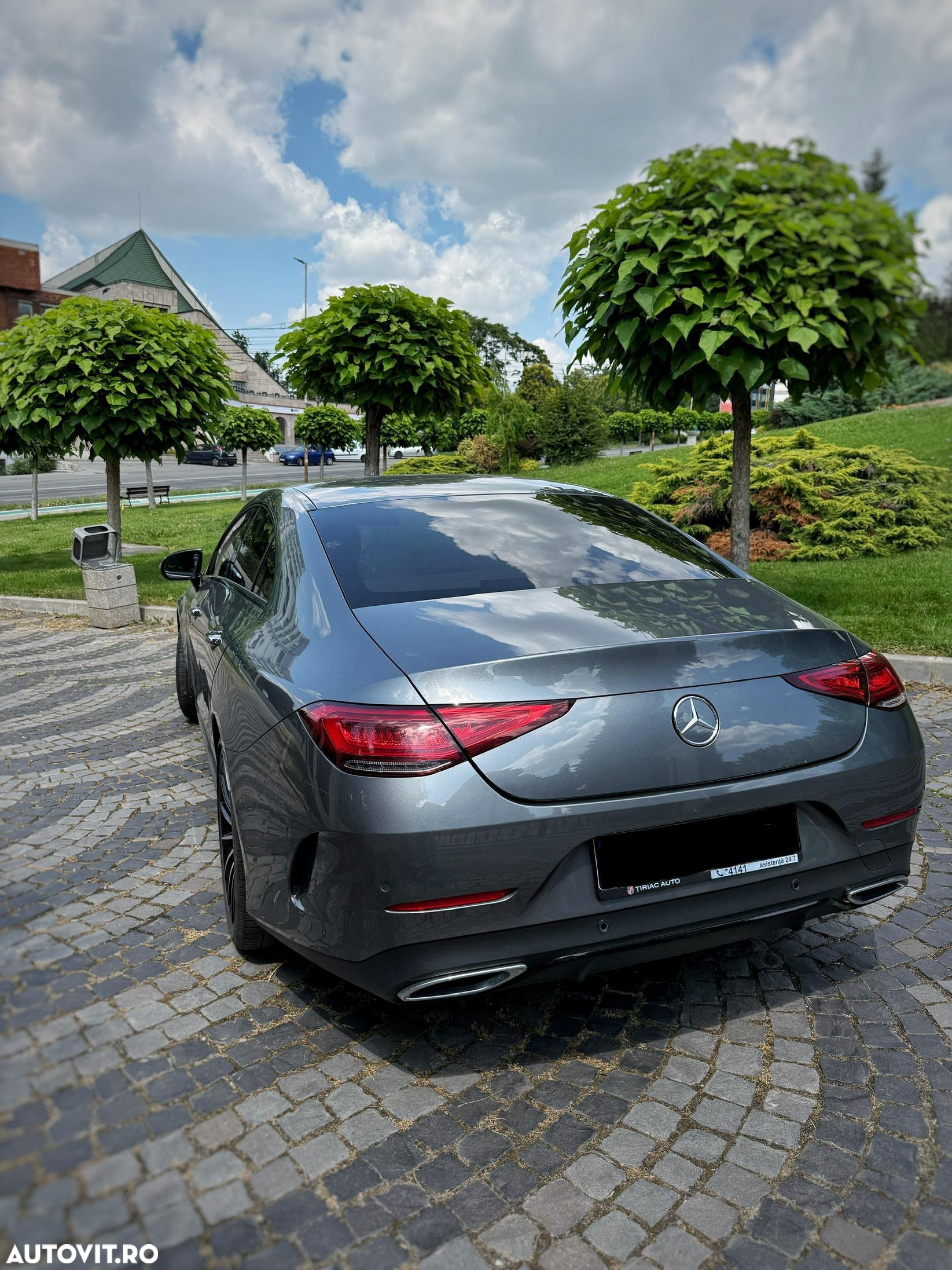 Mercedes-Benz CLS 400 d 4MATIC Aut - 2