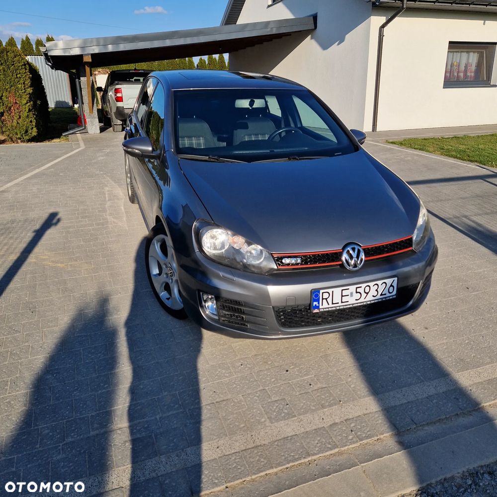 Volkswagen Golf 2.0 GTI DSG - 2