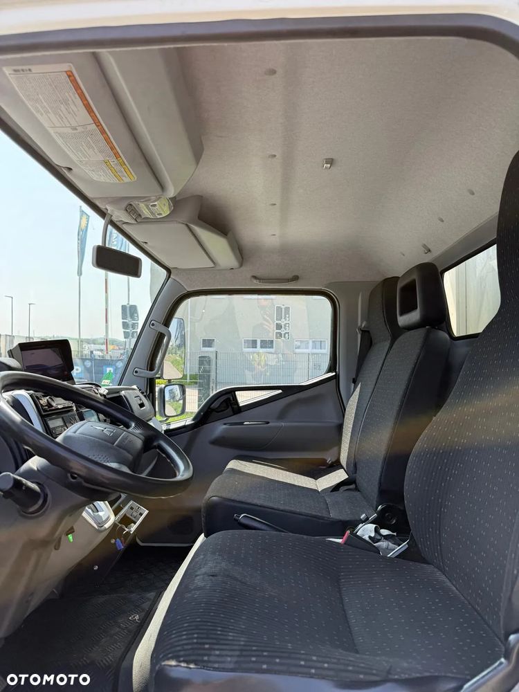 FUSO Canter 9c18 - 18