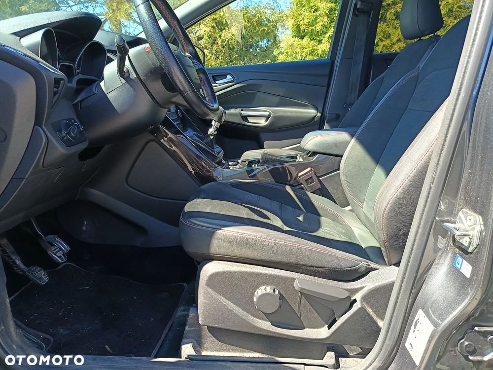 Ford Kuga 1.5 EcoBoost FWD ST-Line ASS MMT6 - 12