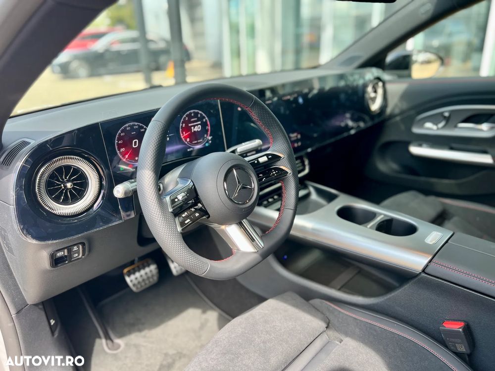 Mercedes-Benz CLA 200 4MATIC Coupe - 10