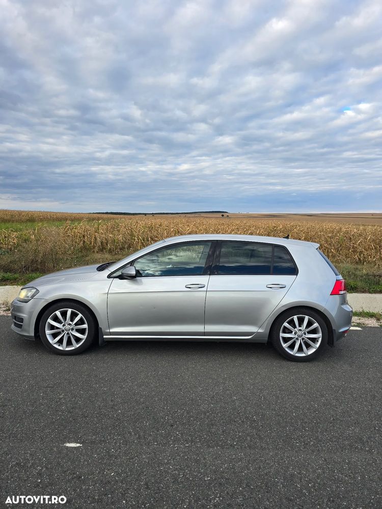 Volkswagen Golf - 12