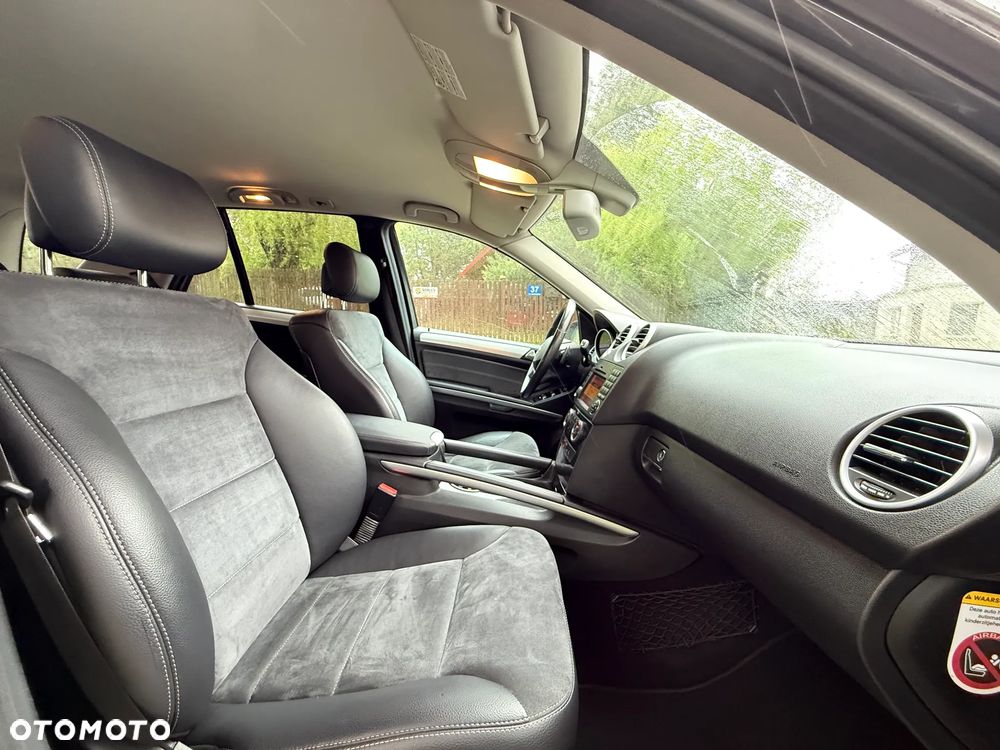 Mercedes-Benz ML 300 CDI 4-Matic - 27