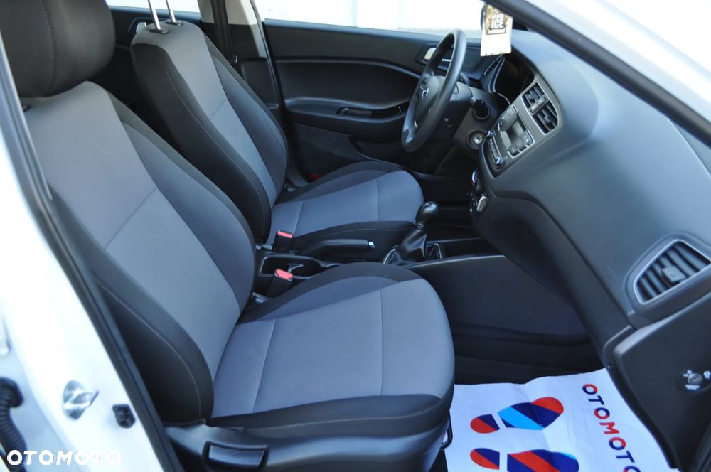 Hyundai i20 1.2 Select - 16