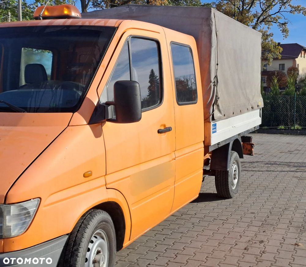 Mercedes-Benz 308 D - 5