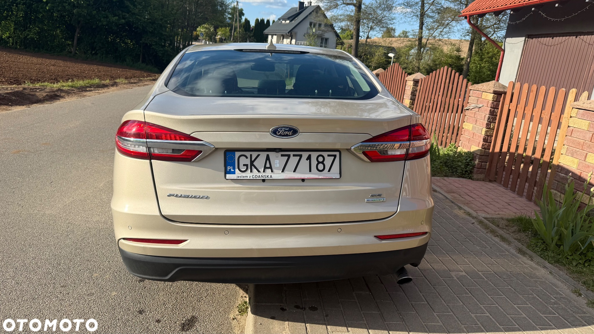Ford Fusion - 5
