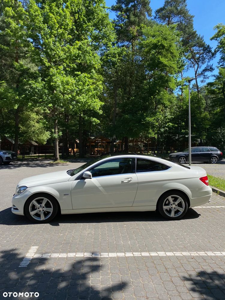 Mercedes-Benz Klasa C 250 CDI DPF (BlueEFFICIENCY) 7G-TRONIC - 3