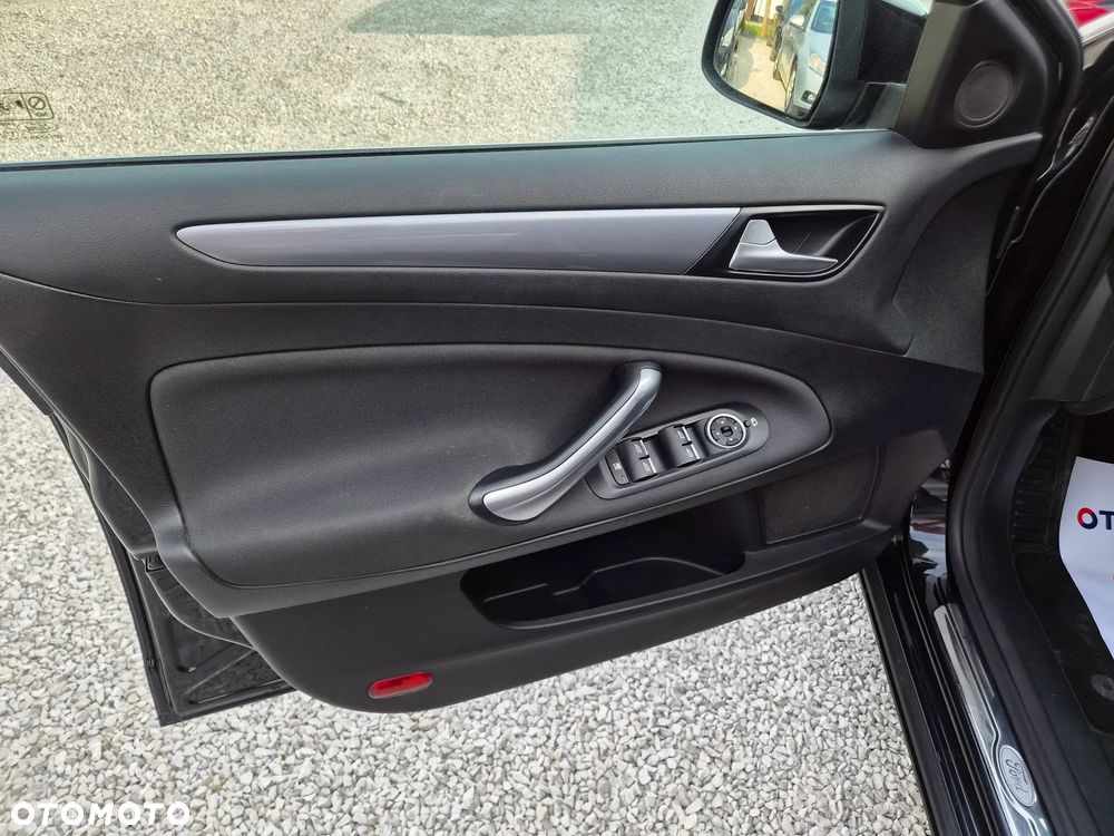 Ford Mondeo SW 2.0 TDCi Titanium - 15