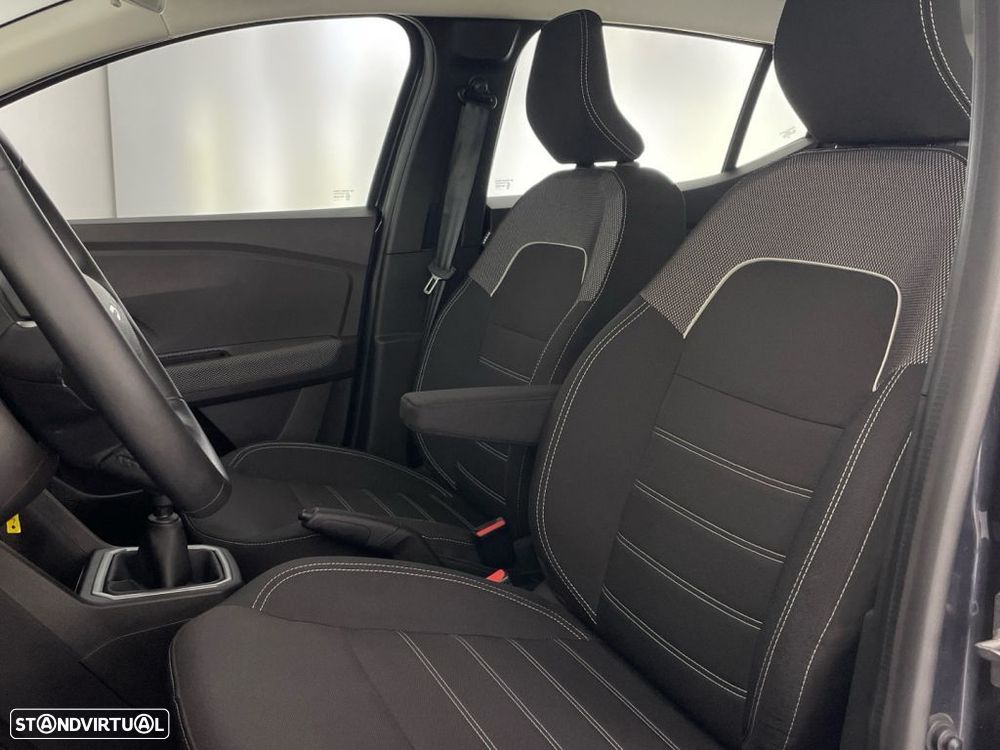 Dacia Sandero 1.0 TCe Expression — fotografia 18