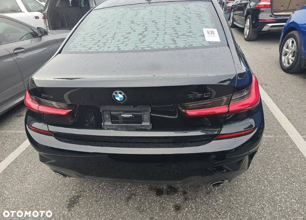 BMW Seria 3 330i xDrive M Sport - 5