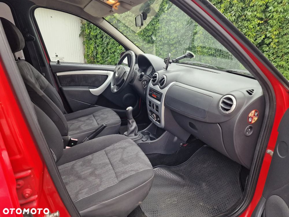 Dacia Logan - 10