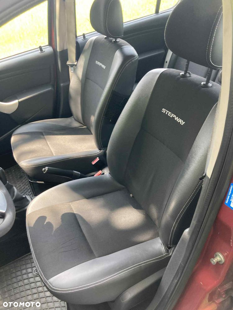 Dacia Sandero Stepway 1.6 - 10