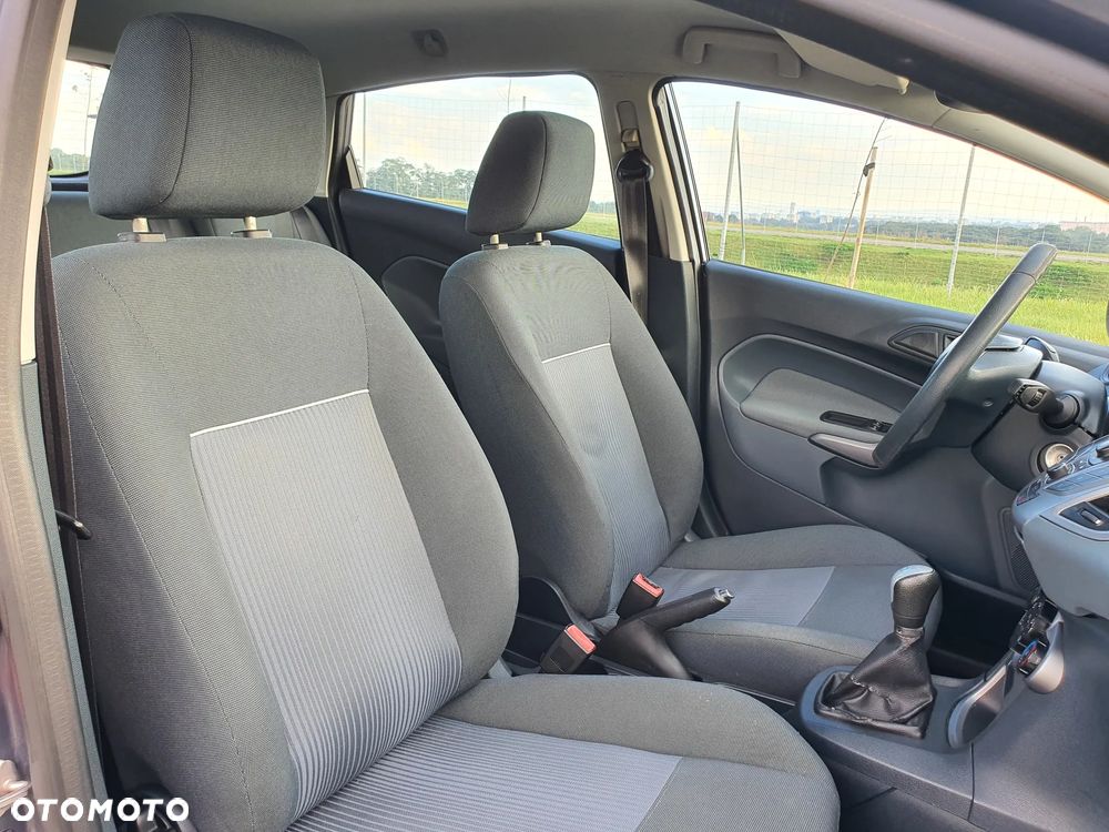 Ford Fiesta 1.25 Ambiente - 12