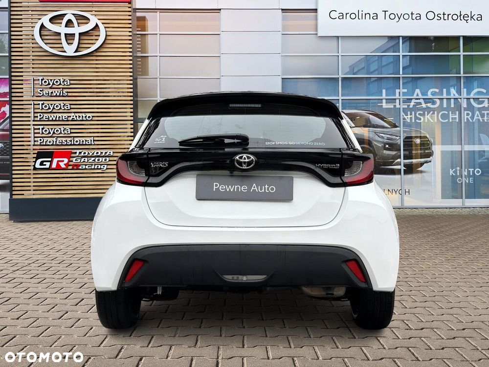 Toyota Yaris - 4
