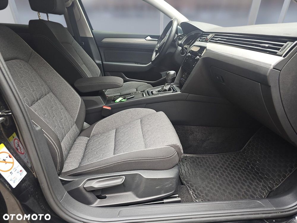 Volkswagen Passat Variant 1.5 TSI EVO Business DSG - 10