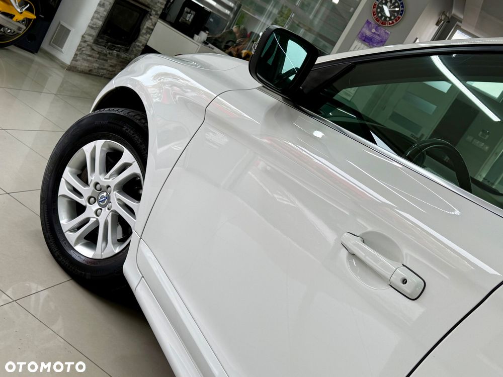 Volvo XC 60 D3 Drive-E R-Design Momentum - 18