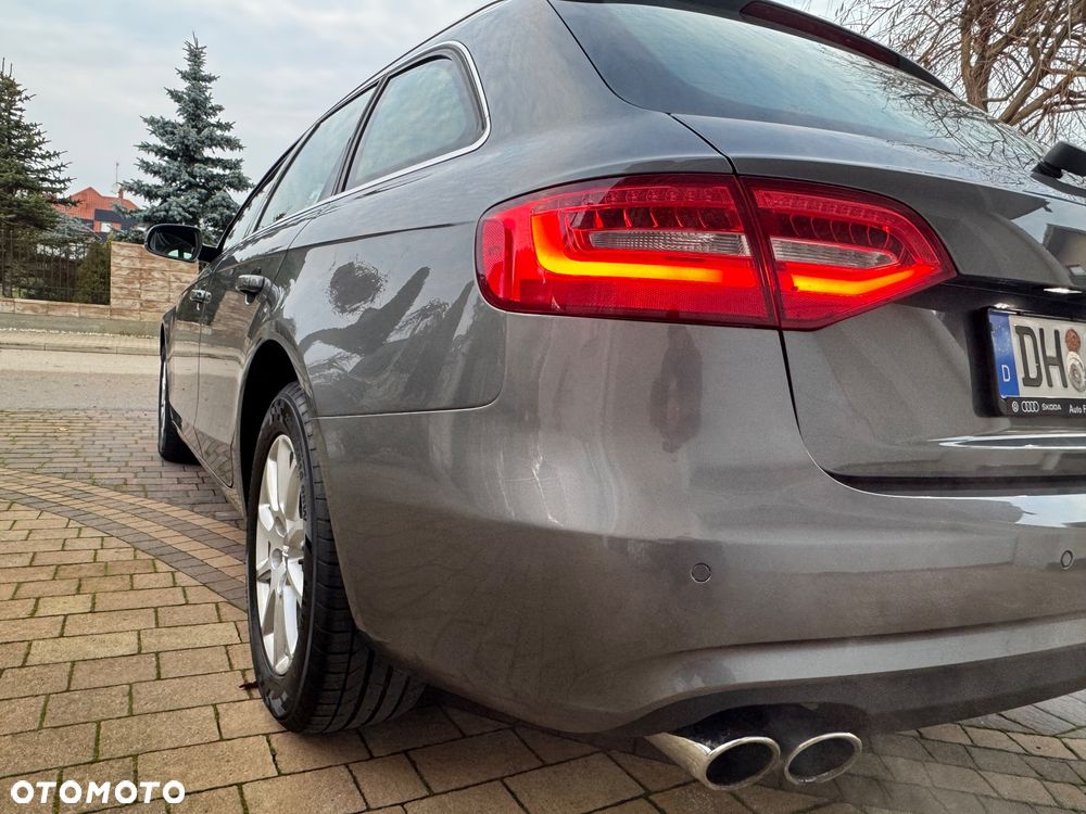 Audi A4 Avant 2.0 TDI - 10