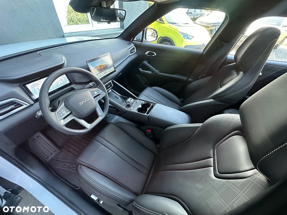 BYD Atto 2 45kWh Active - 10