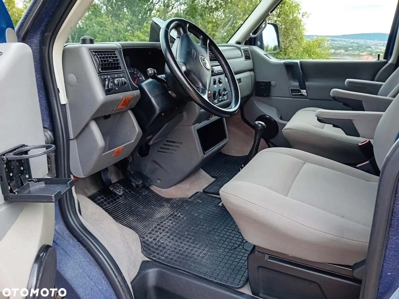 Volkswagen Transporter - 12