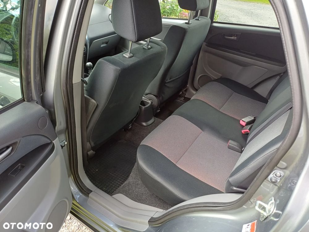 Suzuki SX4 1.6 VVT Streetline 4x2 Club - 10