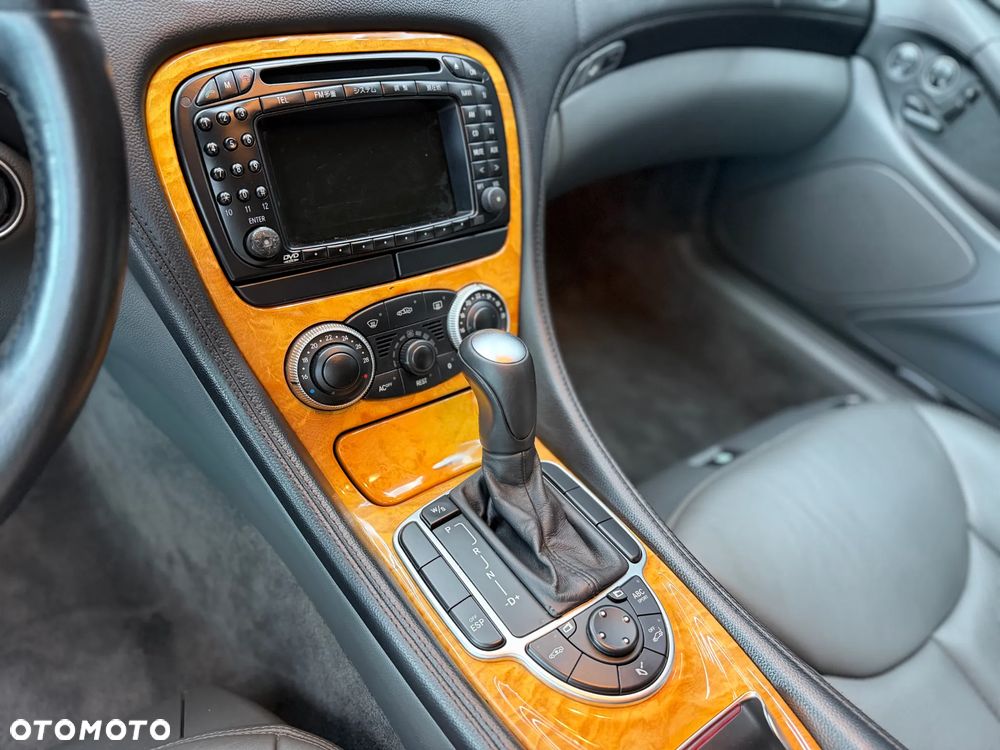 Mercedes-Benz SL 500 - 14