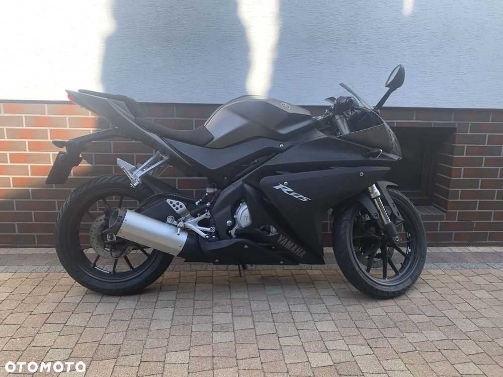 Yamaha YZF - 3