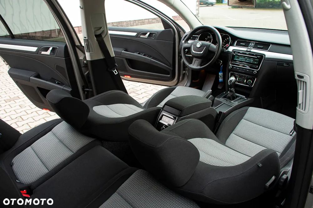 Skoda Superb 1.8 TSI Ambition - 18