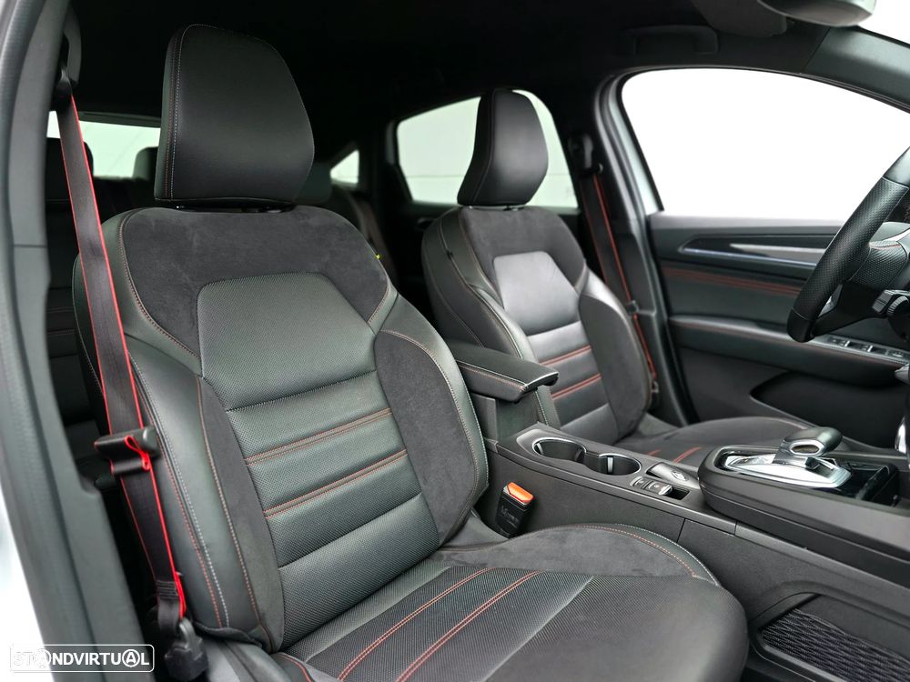 Renault Arkana 1.6 E-Tech R.S.Line - 29