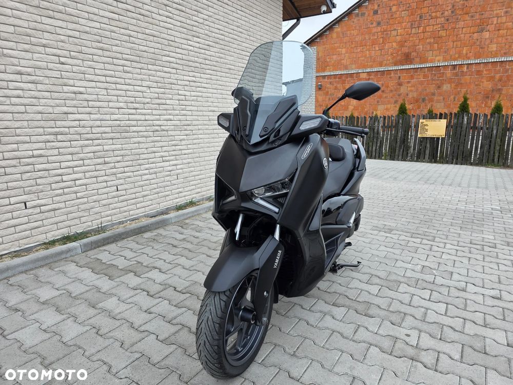 Yamaha X-max - 3
