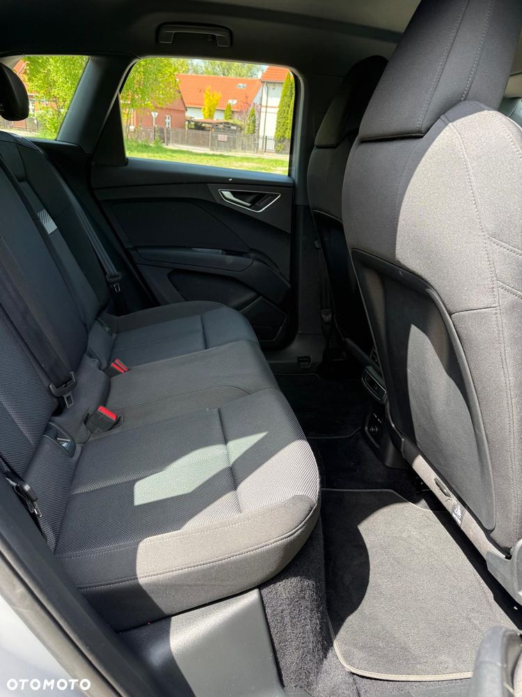 Audi Q4 e-tron 40 77kWh - 11