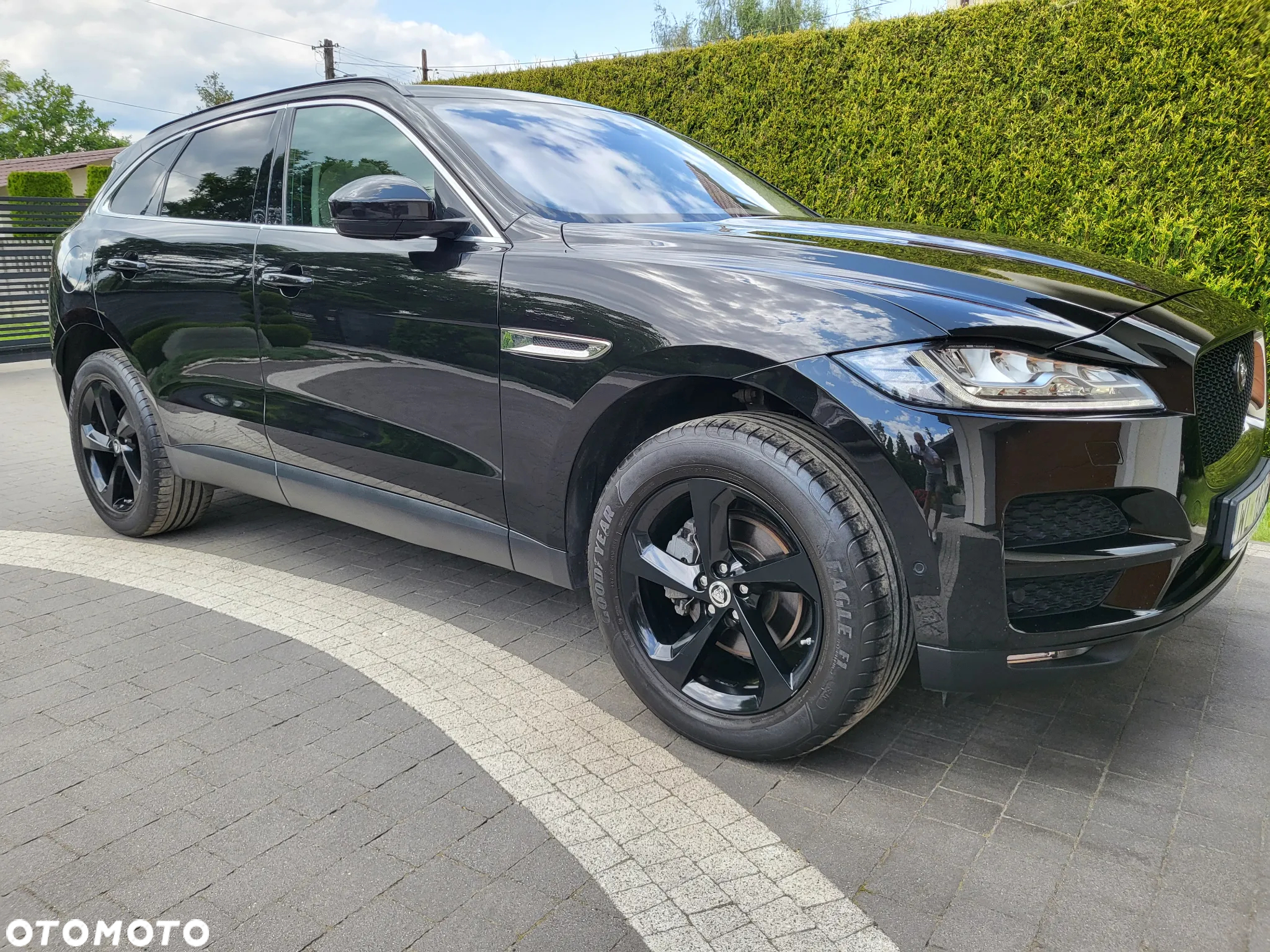 Jaguar F-Pace 2.0 i4D AWD Prestige - 4