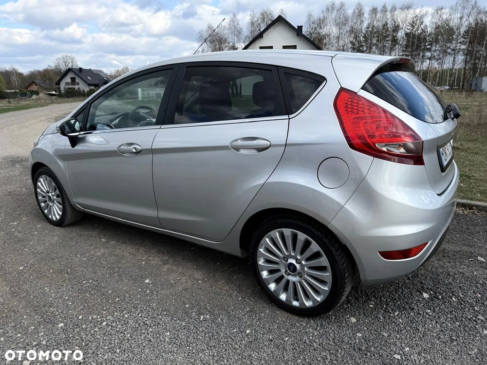 Ford Fiesta 1.4 Champions Edition - 7