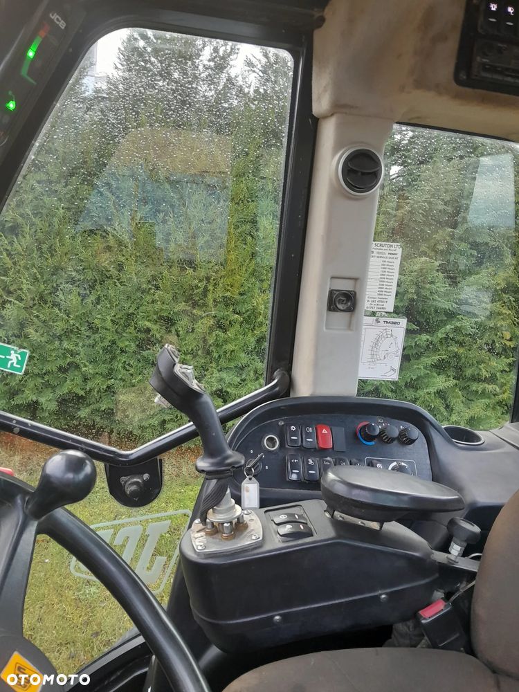 JCB TM320AGRI - 13