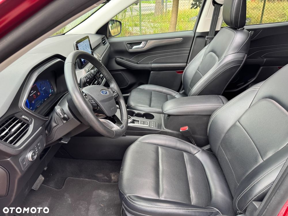 Ford Escape 2.0 EcoBoost AWD Titanium - 29