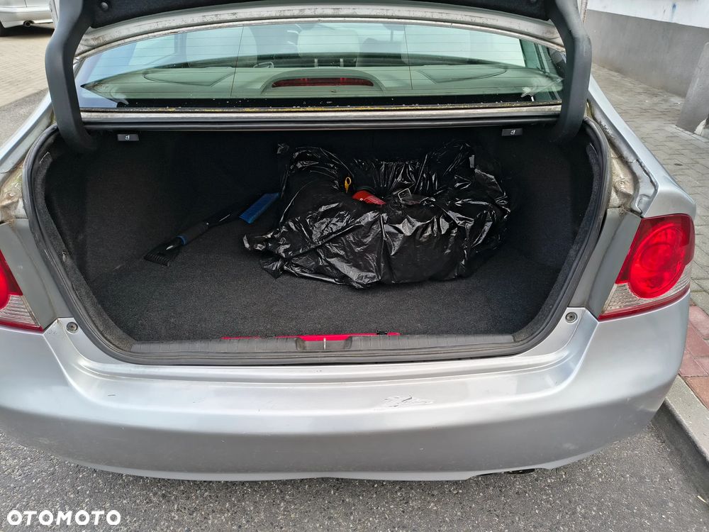 Honda Civic 1.8 Comfort - 15