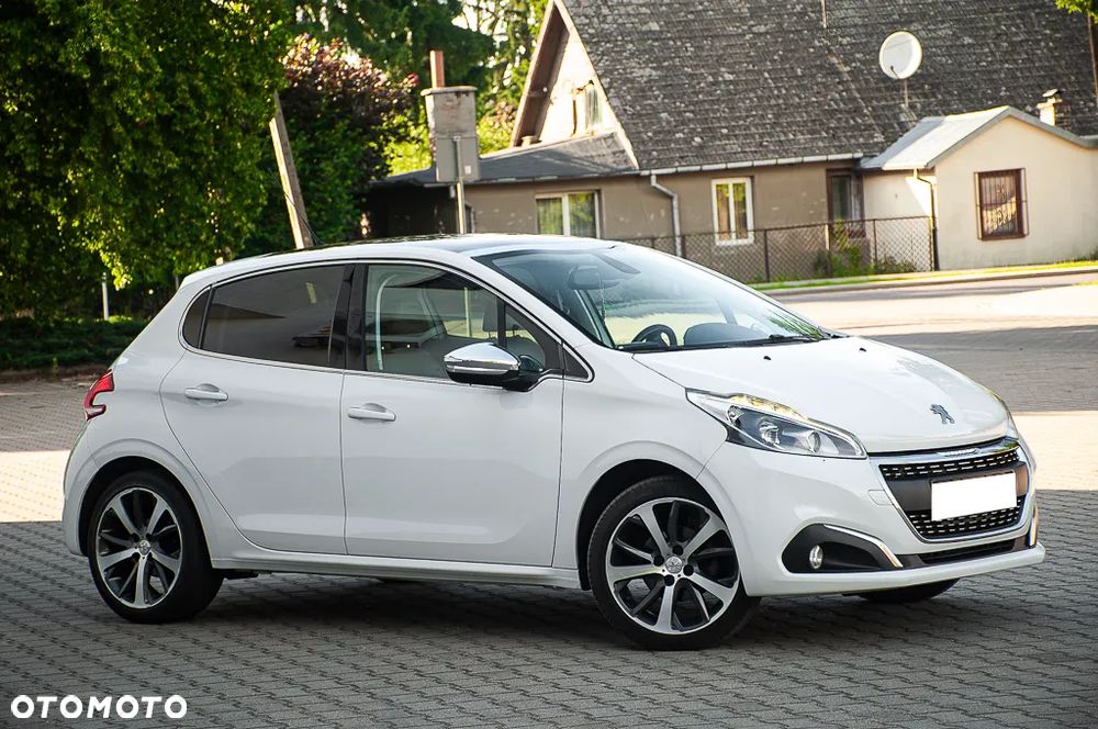 Peugeot 208 PureTech 110 Stop & Start Tech Edition - 4