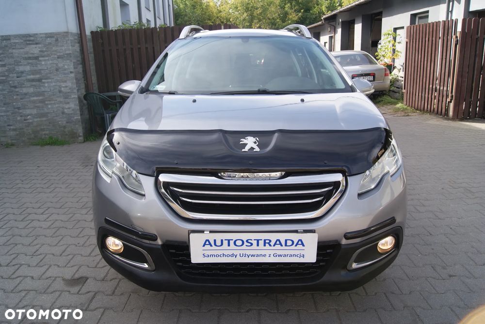 Peugeot 2008 1.2 Pure Tech Style - 7