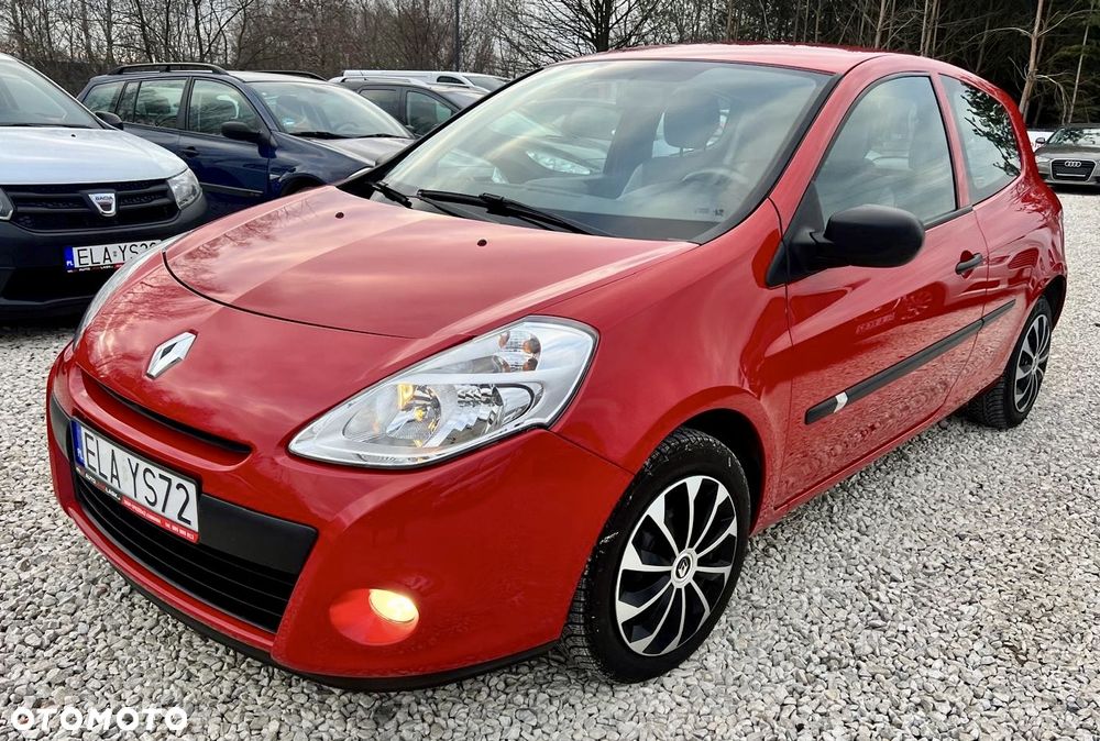 Renault Clio 1.2 16V 75 Dynamique - 10