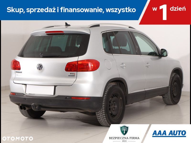 Volkswagen Tiguan - 6
