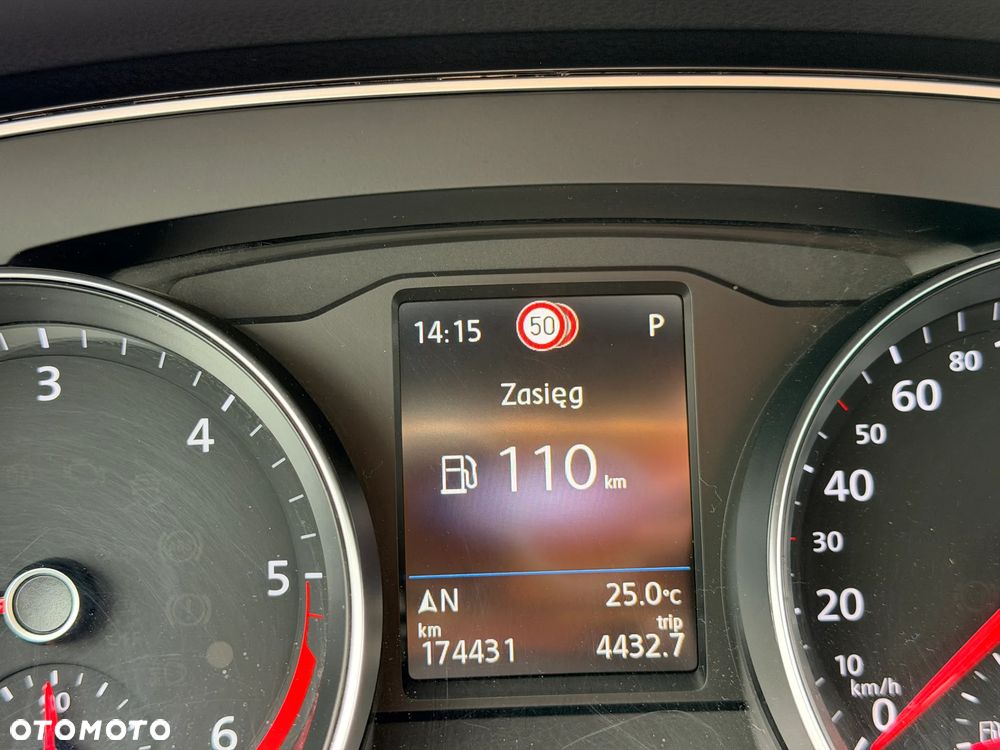 Volkswagen Passat 2.0 TDI EVO Business DSG - 24