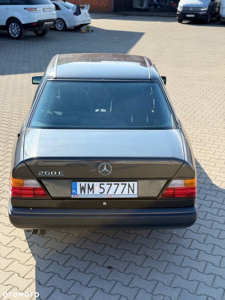 Mercedes-Benz W124 (1984-1993) - 8