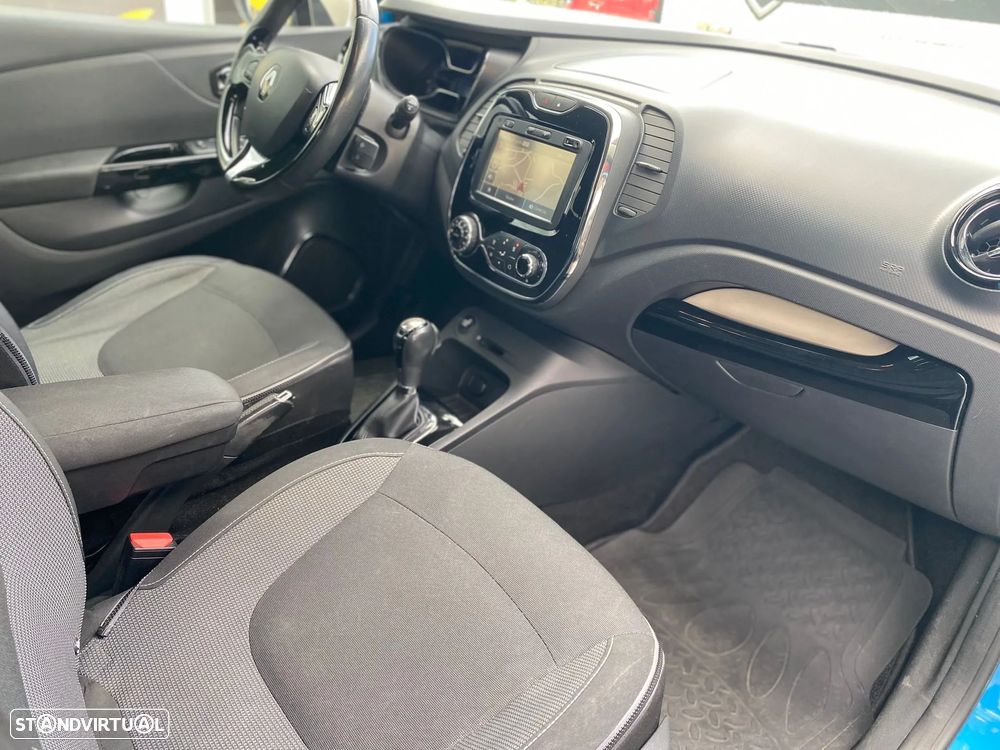 Renault Captur 1.5 dCi Exclusive EDC - 19