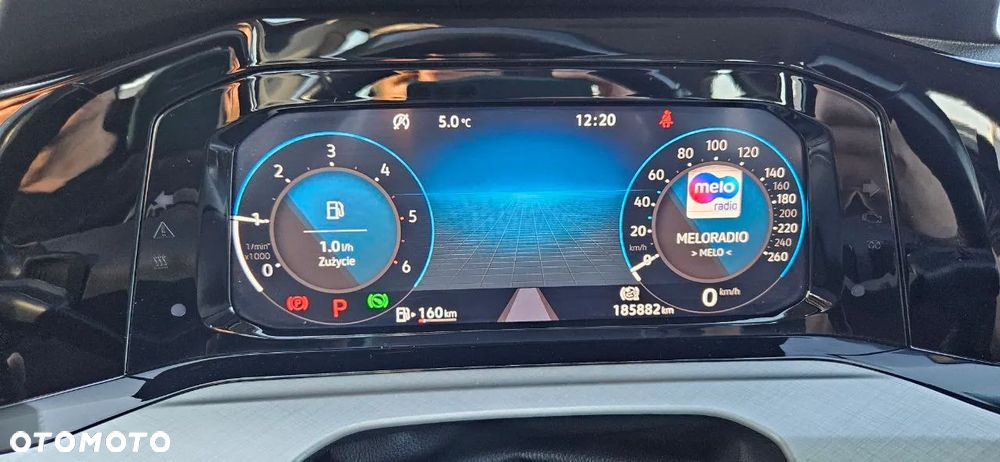 Volkswagen Golf - 16