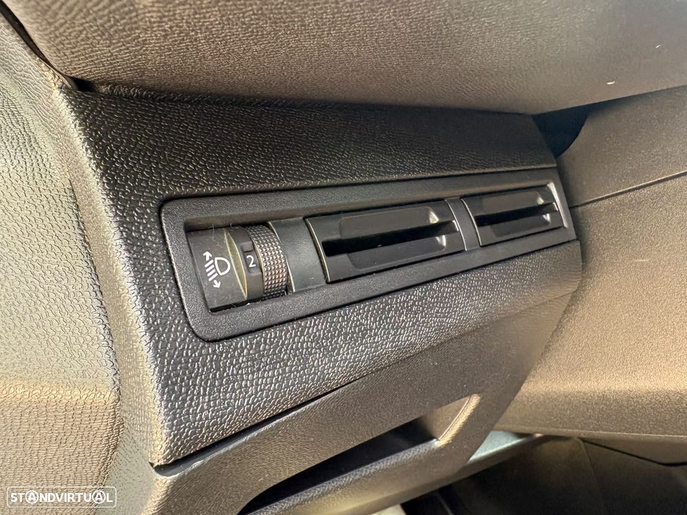 Peugeot 5008 BlueHDI 120 EAT6 Stop & Start Allure - 21