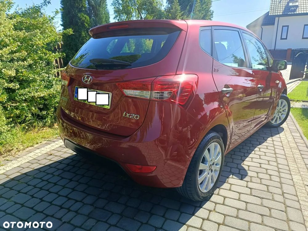 Hyundai ix20 1.4 Comfort - 21