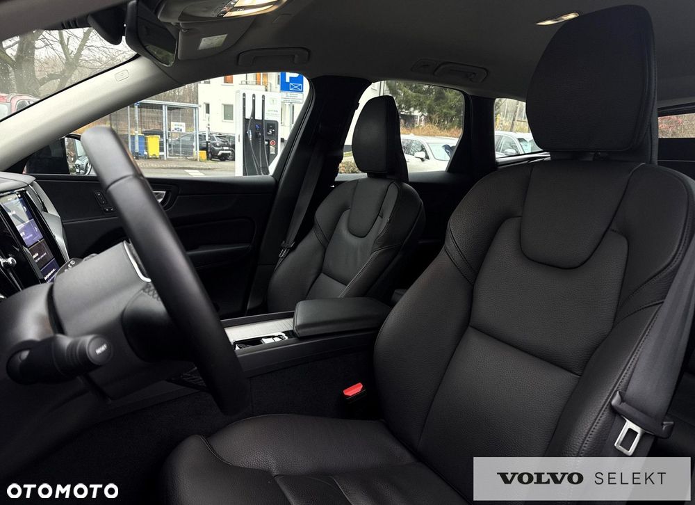 Volvo XC 60 - 32