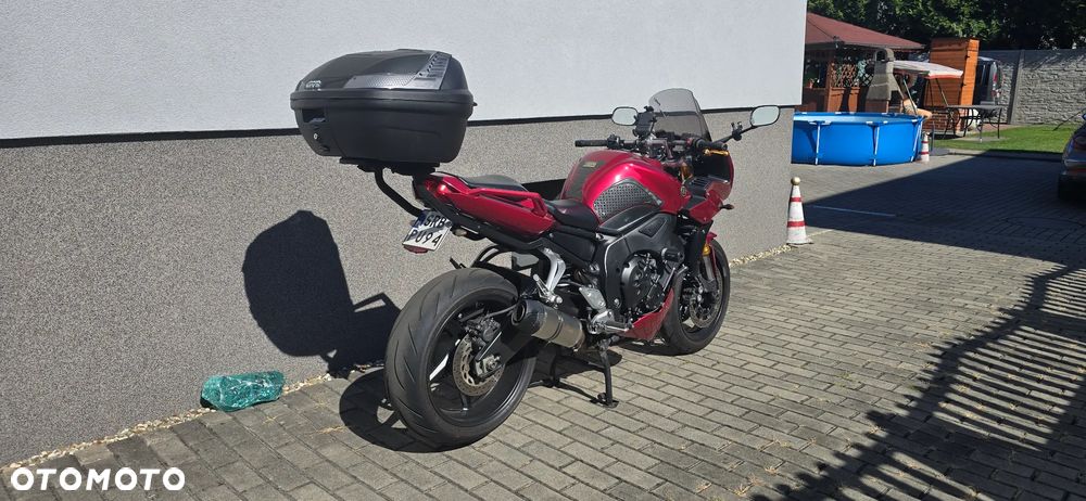 Yamaha FZ - 6