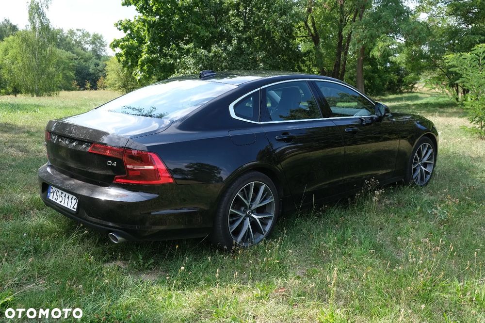 Volvo S90 D4 AWD Geartronic R Design - 3