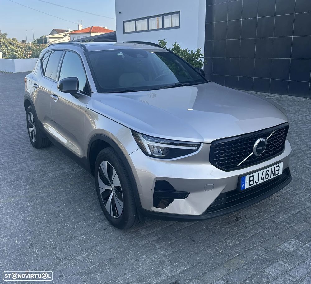 Volvo XC 40 1.5 T2 Plus Dark Auto - 2
