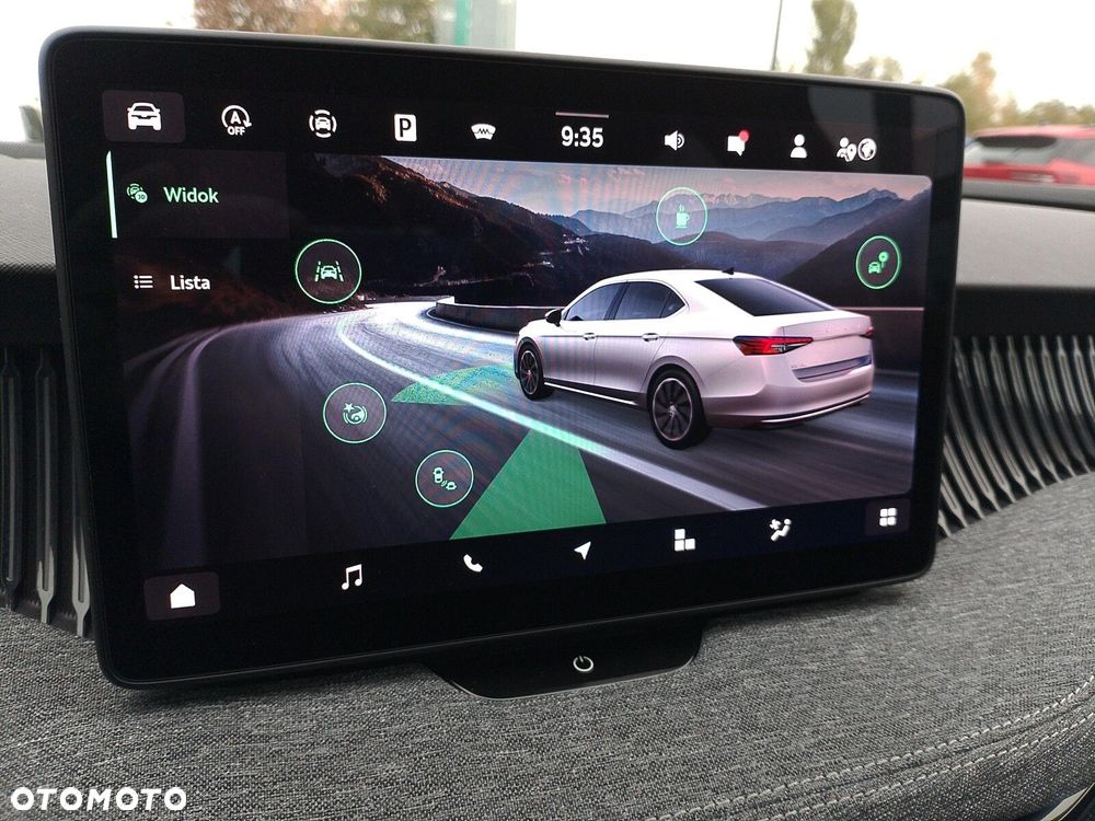 Skoda Superb 2.0 TDI SCR Selection DSG - 24